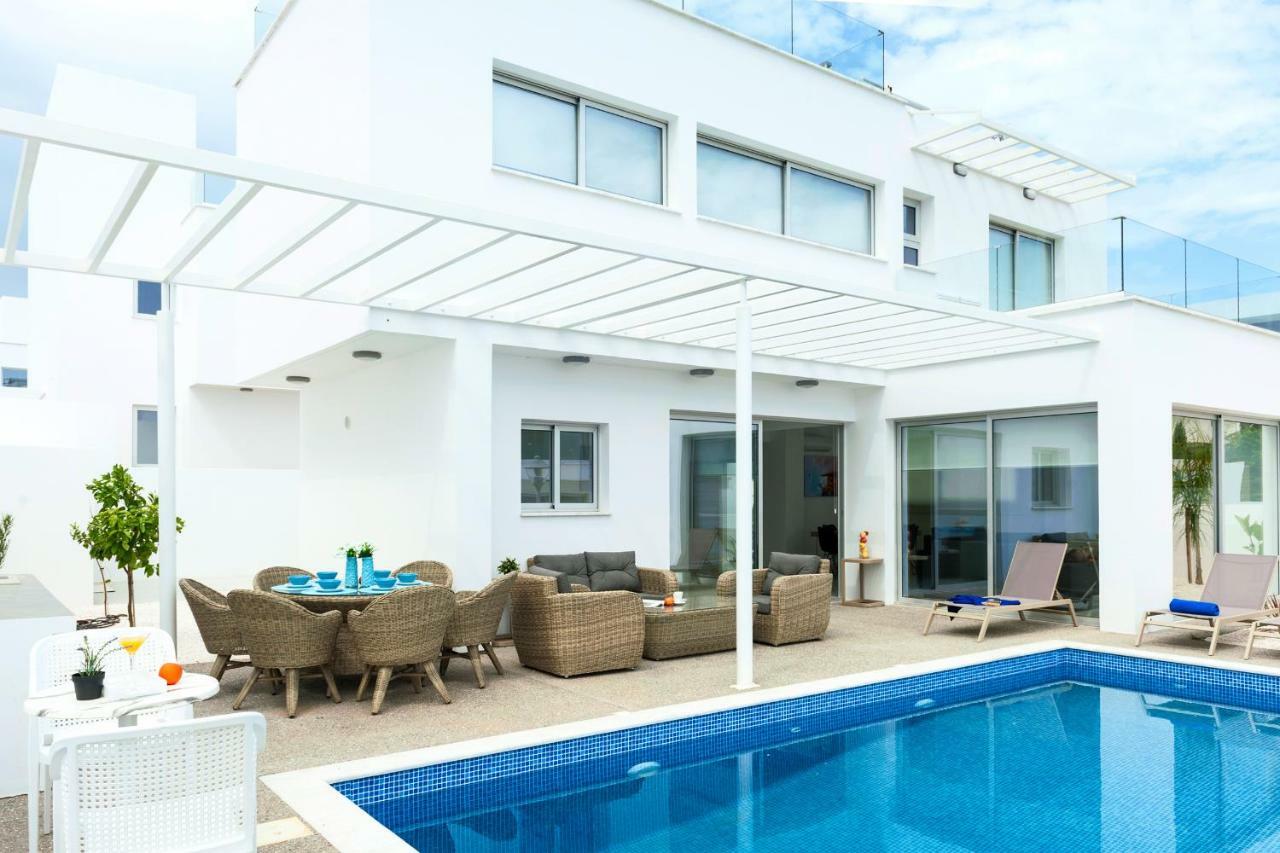 Villa Roberta Ayia Napa Bagian luar foto