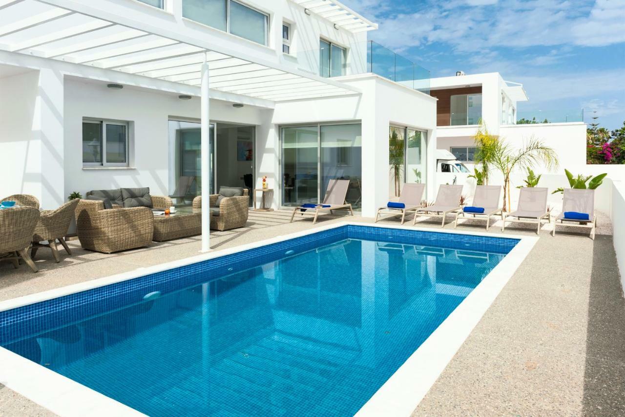 Villa Roberta Ayia Napa Bagian luar foto