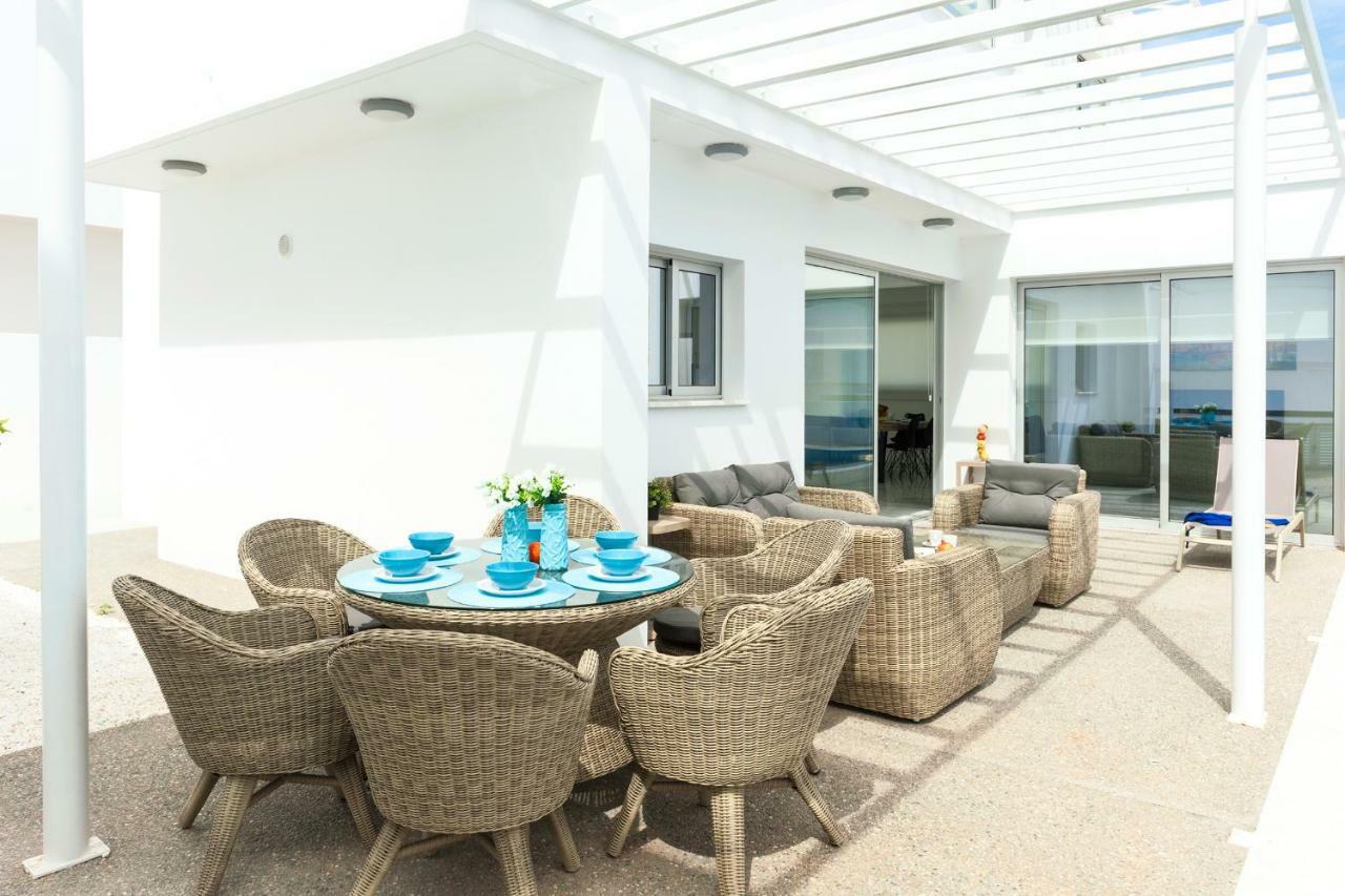 Villa Roberta Ayia Napa Bagian luar foto