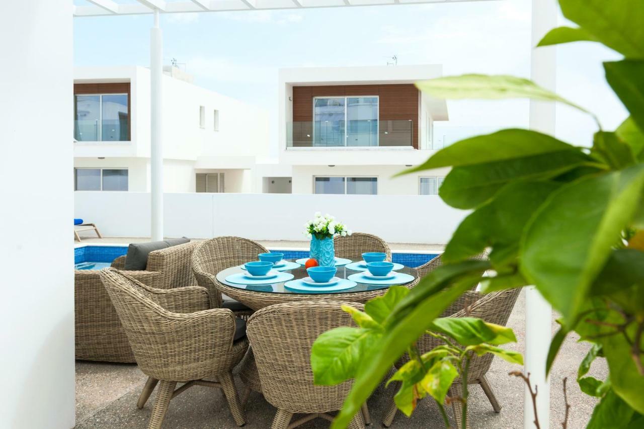 Villa Roberta Ayia Napa Bagian luar foto