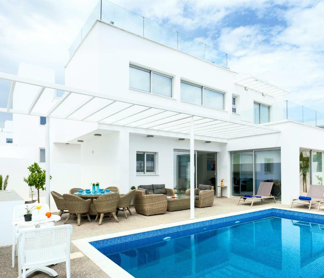 Villa Roberta Ayia Napa Bagian luar foto